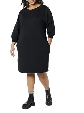#6064 MissOrd Plus-Size Black Crewneck Midi Dress with Pockets